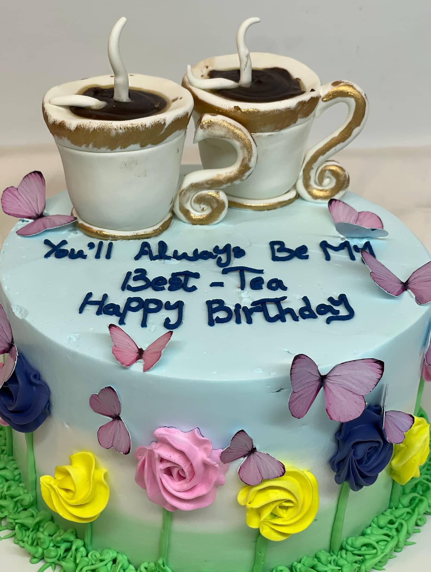 Cake made for two best friends celebrating together